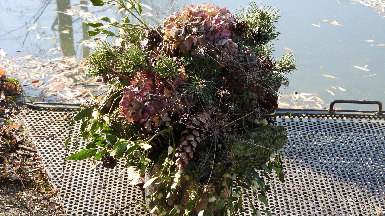 Naturstrauß Strauß aus Naturmaterialien